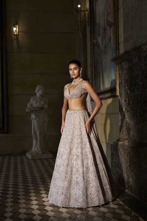 سيما جوجرال والنهضة الحديثة: حين يلتقي الفن بروح الأنوثة المعاصرة